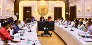 गावपातळीवरून आरोग्य सेवा सबळ होण्यासाठी प्रयत्न आरोग्य सचिव डॉ. निपुण विनायक