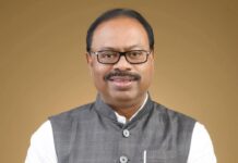 पालकमंत्री चंद्रशेखर बावनकुळे यांचा दौरा. जिल्हा ग्रंथालय अधिकारी कार्यालयाच्या नूतन इमारतीचे पालकमंत्र्यांच्या हस्ते लोकार्पण.